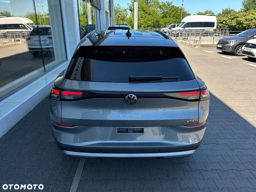 Volkswagen T-Roc - 11