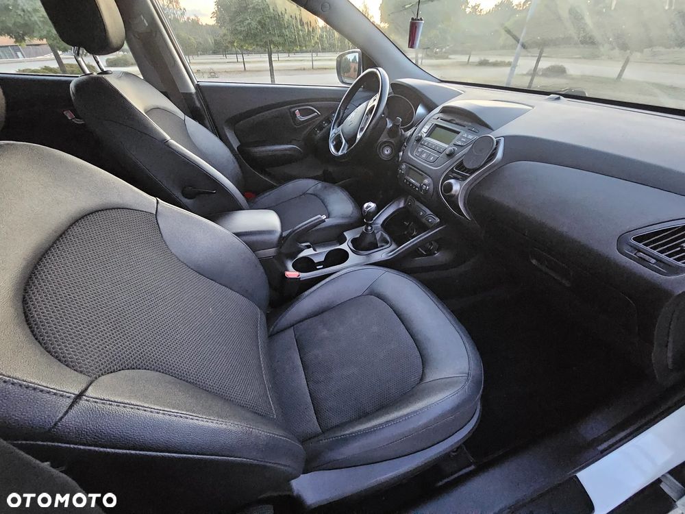 Hyundai ix35 1.7 CRDi Comfort 2WD - 17