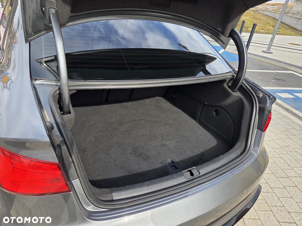 Audi S3 2.0 TFSI Quattro S tronic - 13