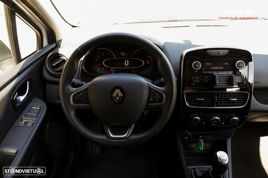 Renault Clio 1.5 dCi Zen - 24