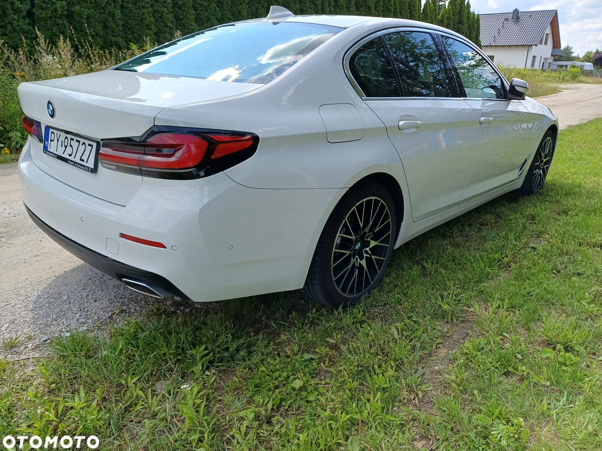 BMW Seria 5 518d - 8