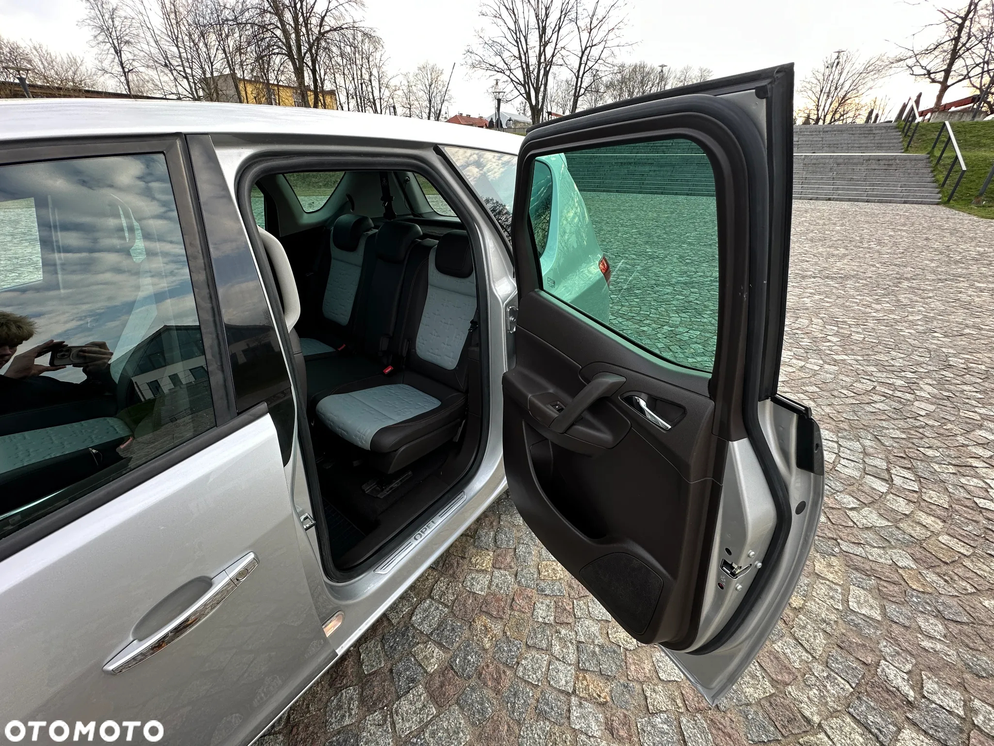 Opel Meriva - 11
