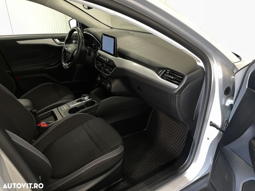 Ford Focus 1.0 EcoBoost Trend Edition - 10