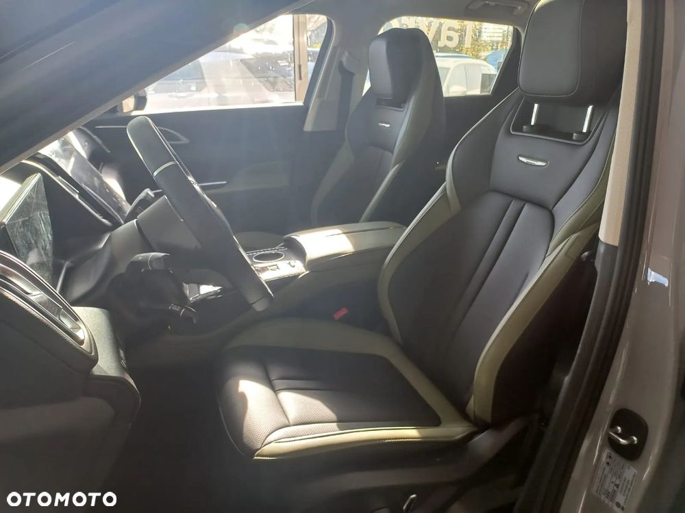 Hongqi HS3 1.5T FWD - 16