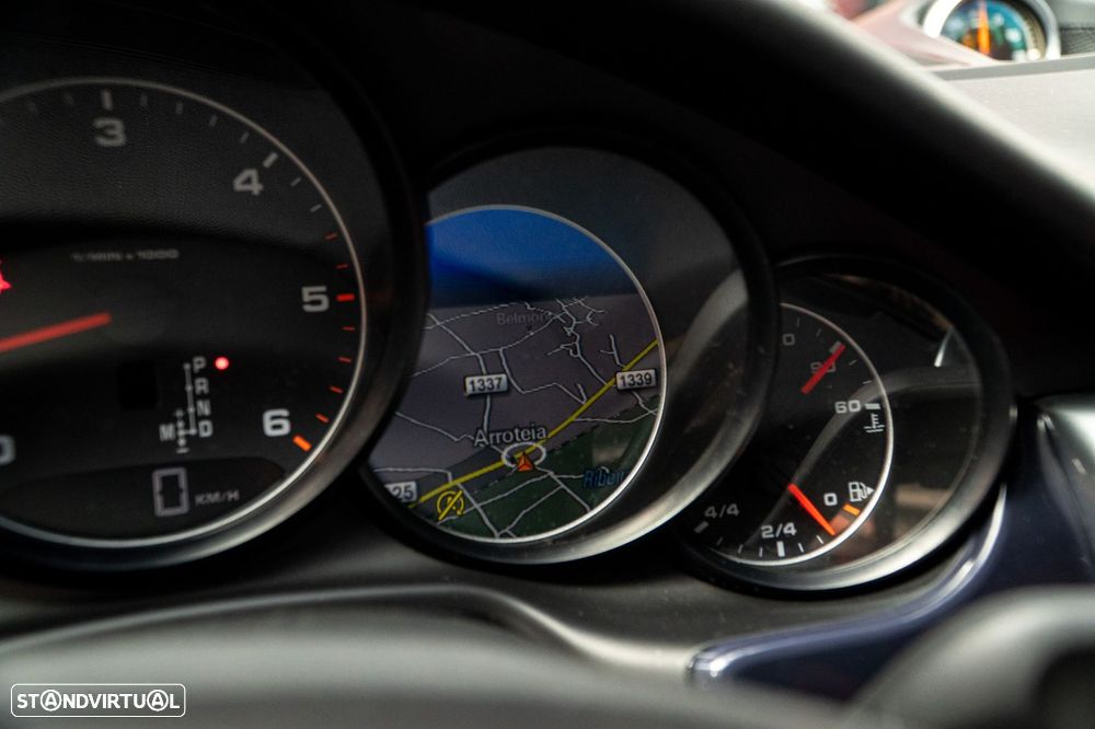 Porsche Panamera Edition - 31