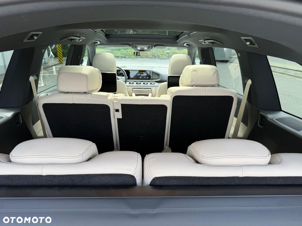 Mercedes-Benz GLS - 13