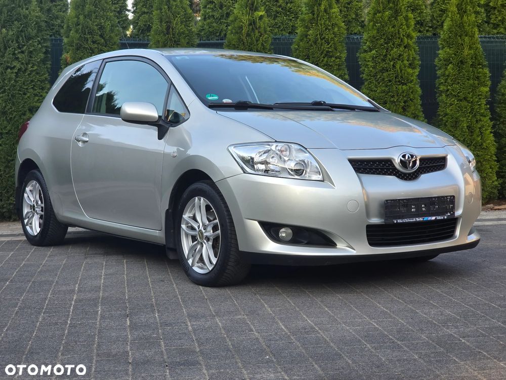 Toyota Auris - 4