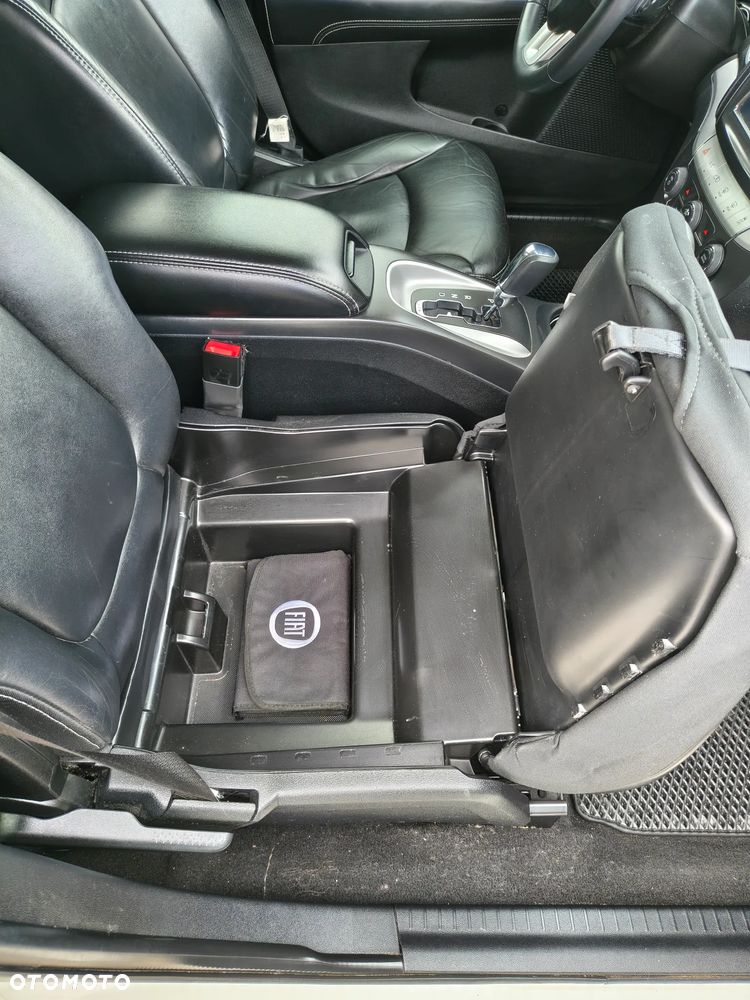 Fiat Freemont 2.0 Multijet Black Code AWD - 24