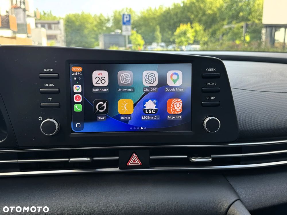 Hyundai Elantra 1.6 Smart CVT - 24