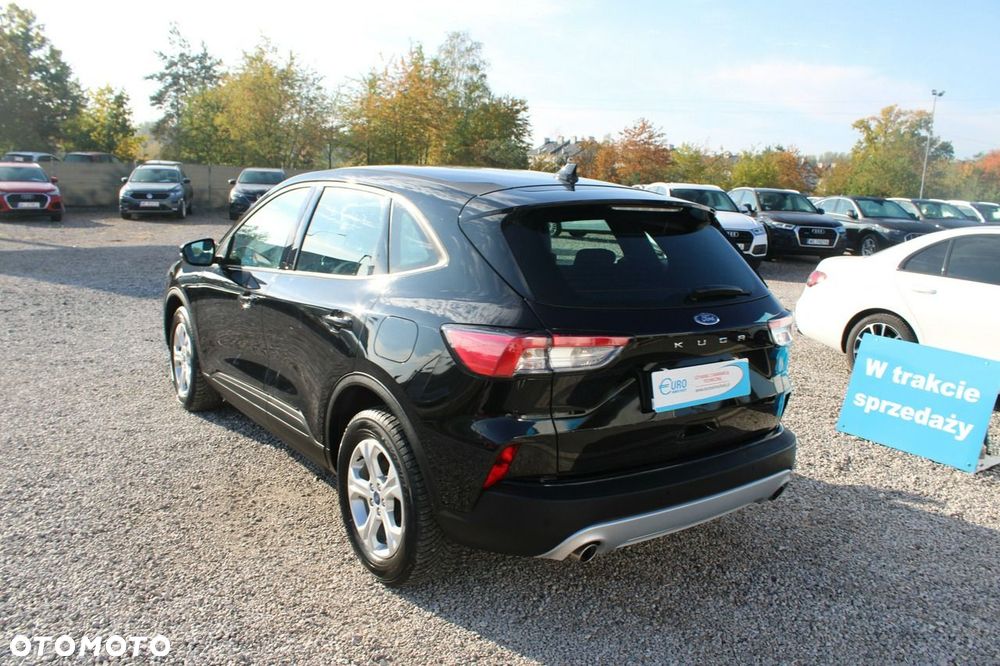 Ford Kuga - 8