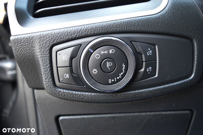 Ford S-Max - 23