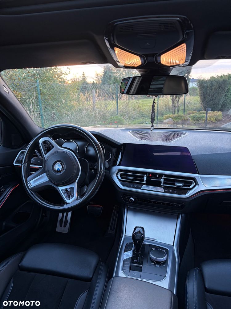 BMW Seria 3 320i M Sport sport - 15