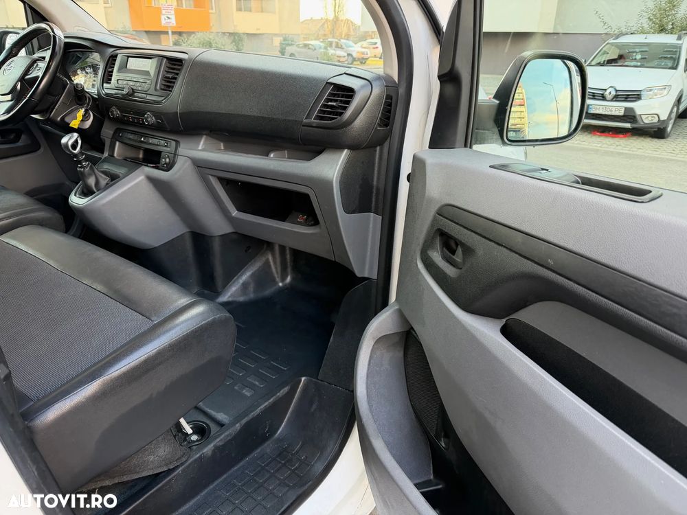 Opel Vivaro - 7