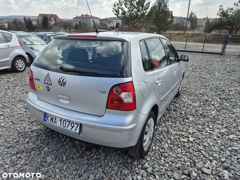 Volkswagen Polo 1.4 16V Sportline - 6