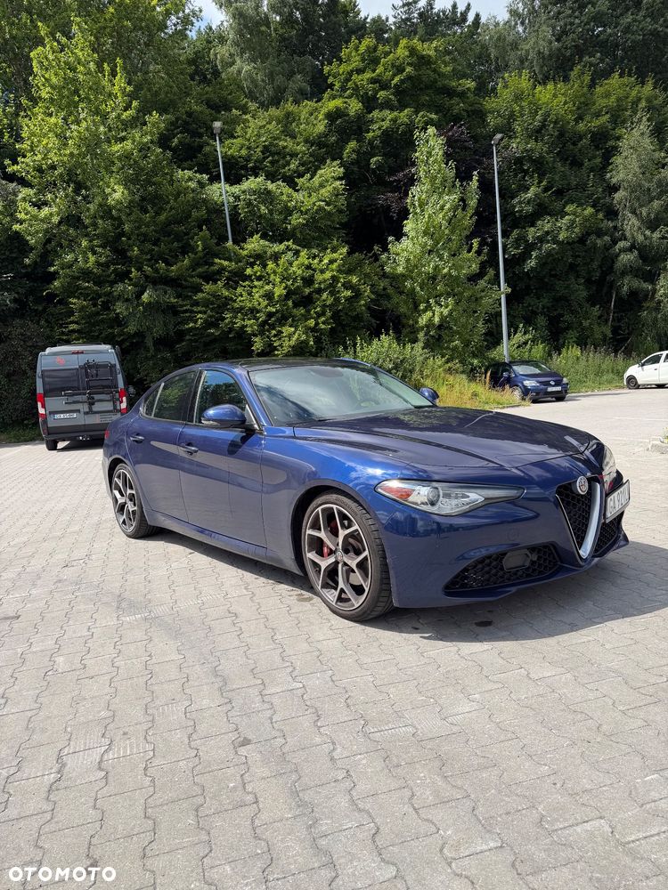 Alfa Romeo Giulia 2.0 Turbo 16V AT8 Veloce Ti - 9