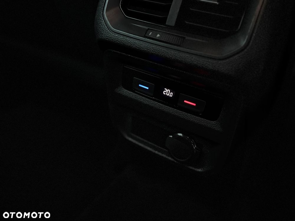 Volkswagen Tiguan 2.0 TDI SCR DSG Elegance - 15