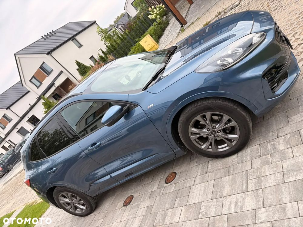 Ford Kuga - 2
