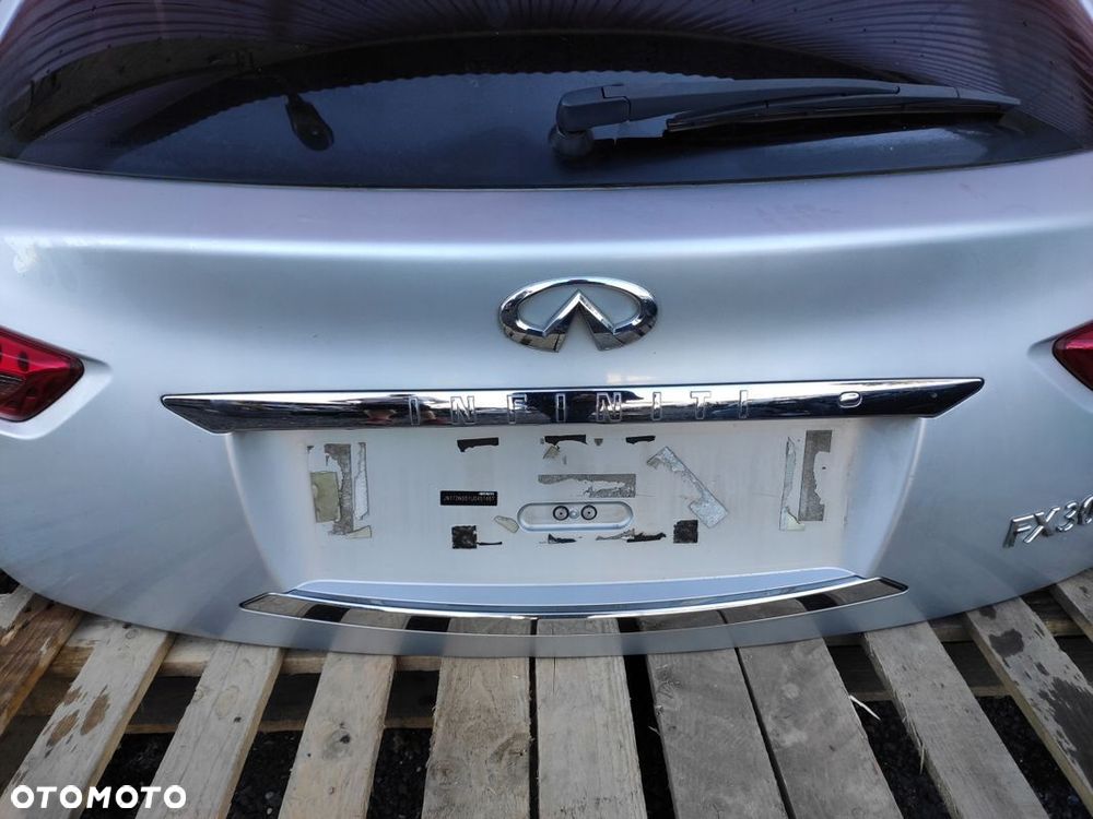 INFINITI FX30D KLAPA TYŁ BAGAŻNIKA KAMERA BLENDA IGŁA W KOLOR ORYGINAŁ - 10