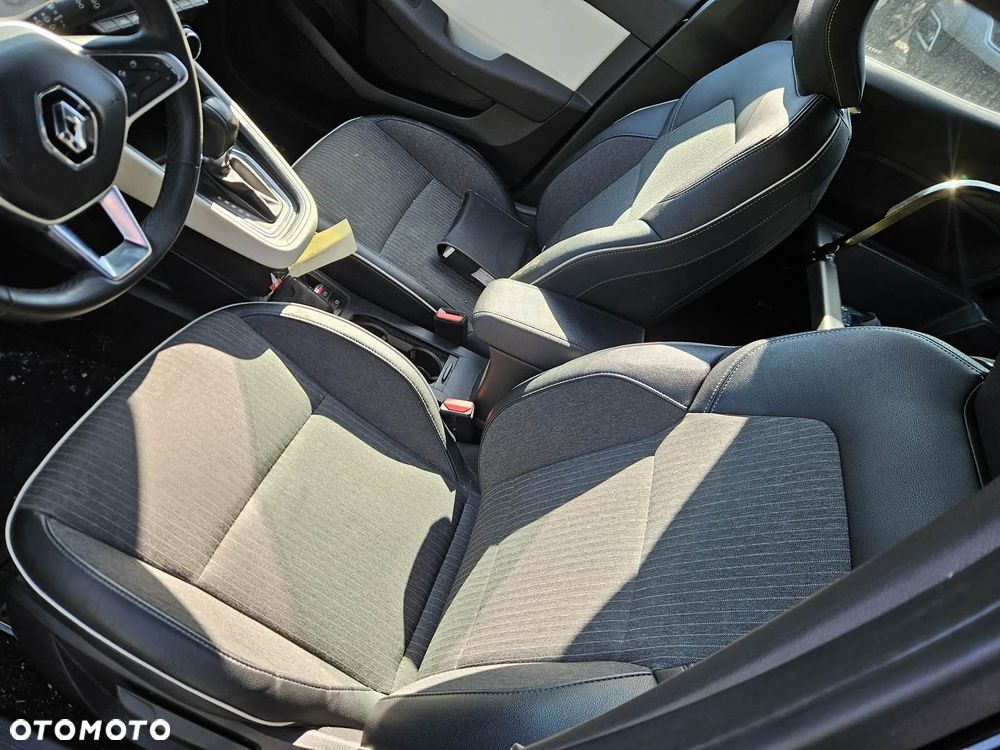 Renault Clio E-TECH 140 EXPERIENCE - 11