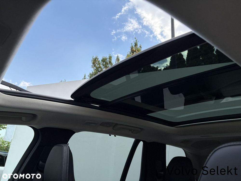 Volvo XC 90 - 25