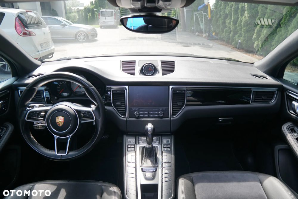 Porsche Macan - 14