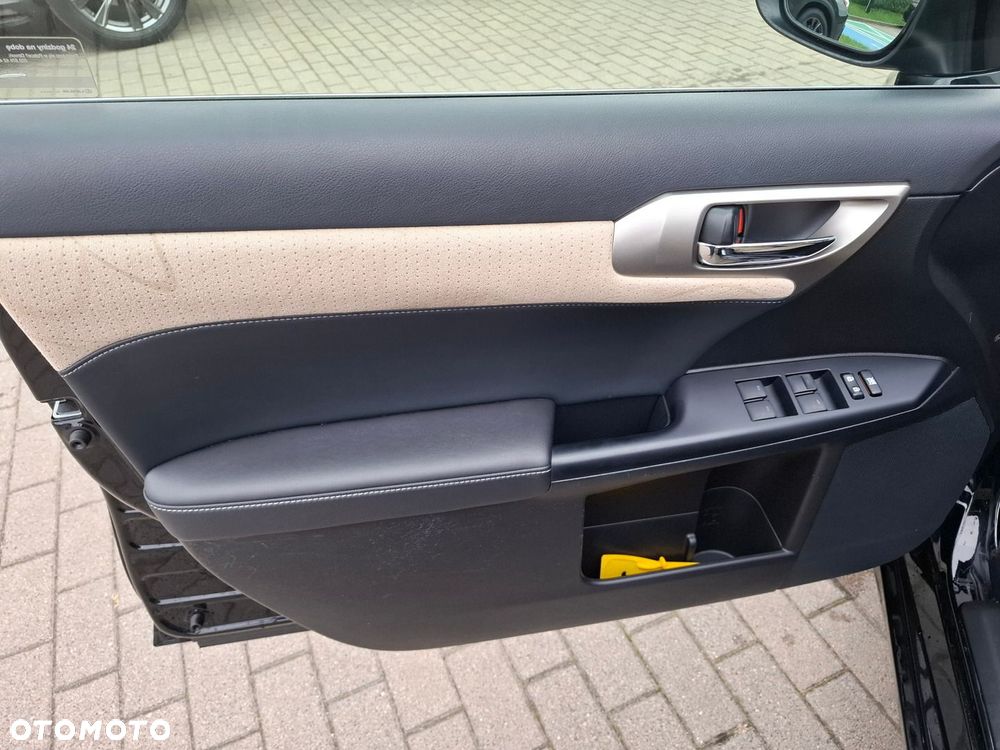Lexus CT 200h Elite EU6 - 12