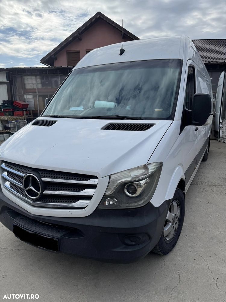 Mercedes-Benz Sprinter - 1