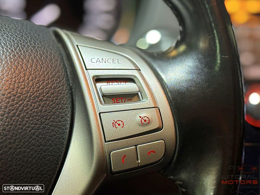 Nissan Qashqai 1.2 DIG-T N-Connecta RS 18 Xtronic - 23