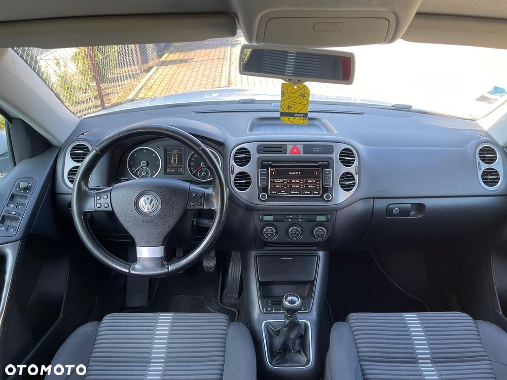 Volkswagen Tiguan 2.0 TDI DPF BlueMotion Technology Sport & Style - 7