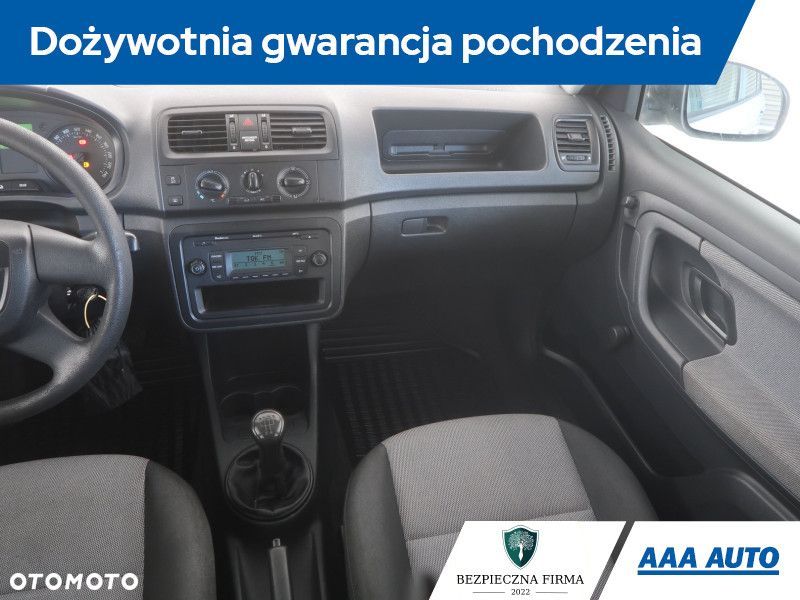 Skoda Fabia - 10