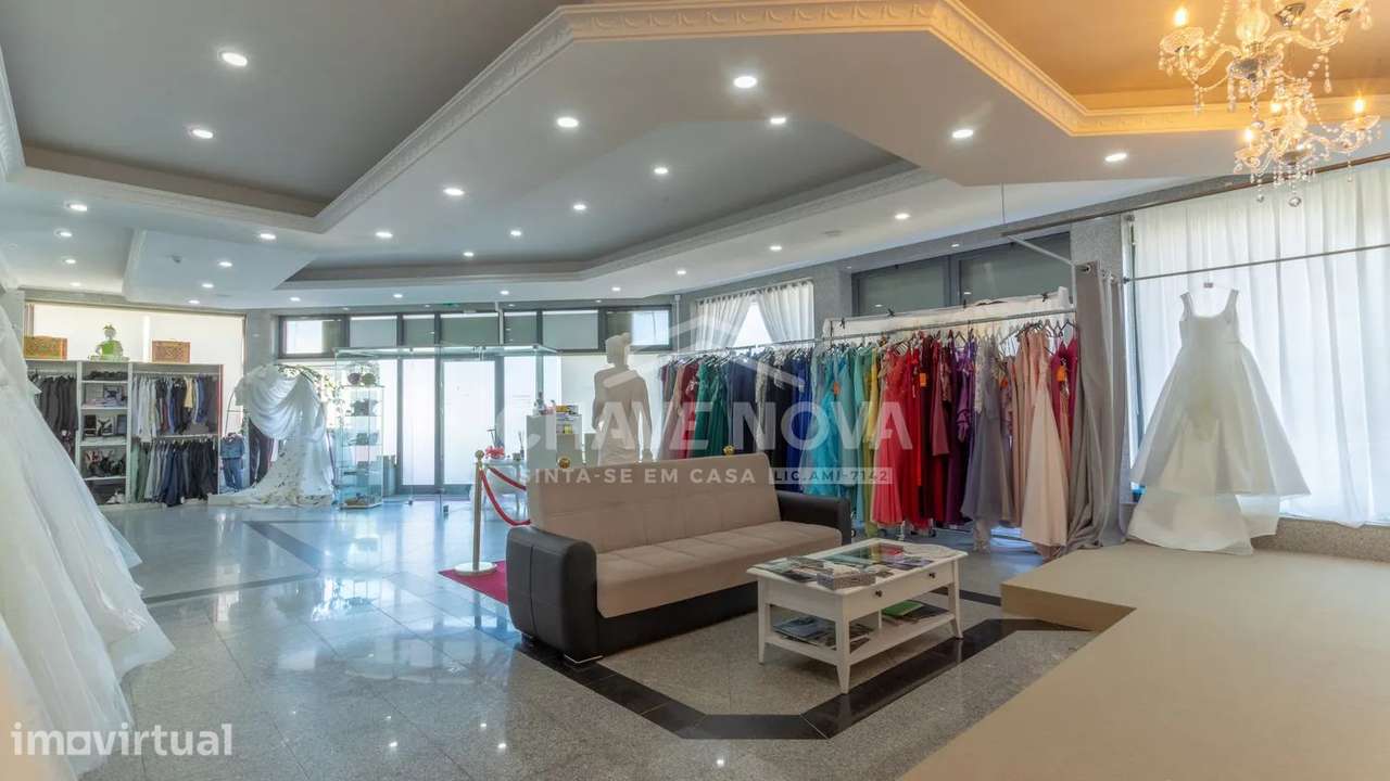 498 m² | Espaço Comercial | 2 Pisos + Terraço 90m2 | VN Gaia - Grande imagem: 2/39