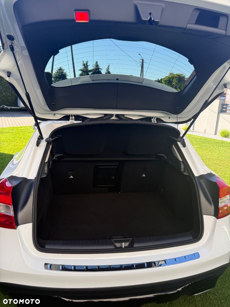 Mercedes-Benz GLA 220 4-Matic - 14