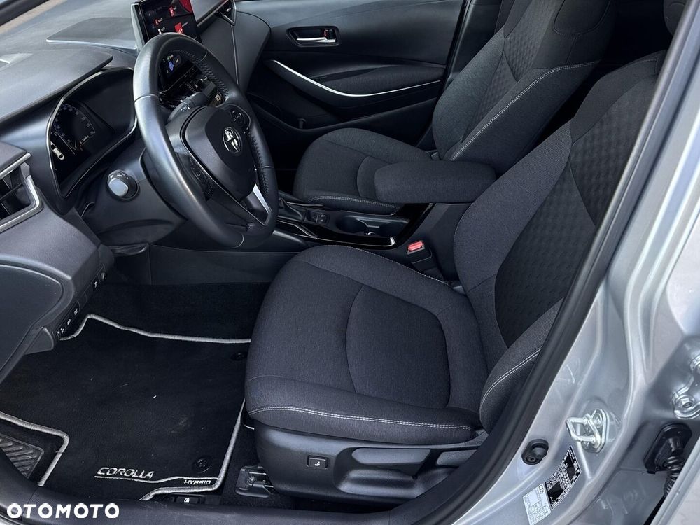 Toyota Corolla 1.8 Hybrid Comfort - 13
