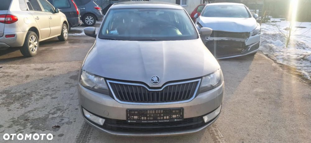 SKODA RAPID 1,2 TSI cbzb alternator - 4