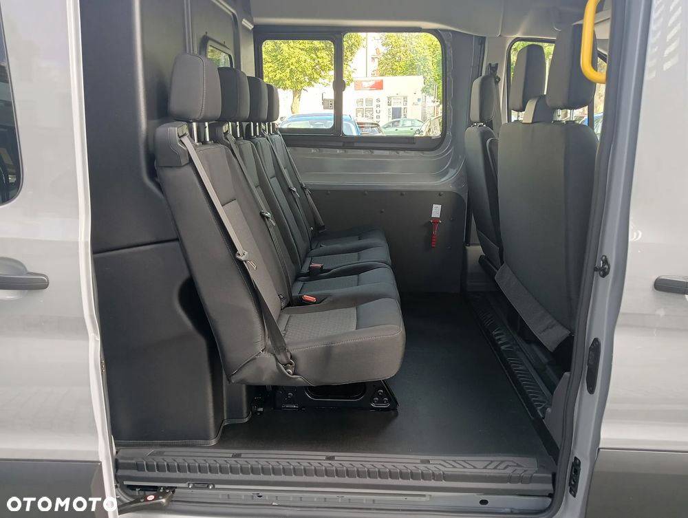 Ford Transit - 16