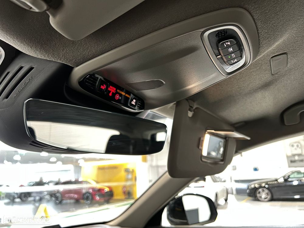 Volvo XC 40 1.5 T5 PHEV Inscription - 37