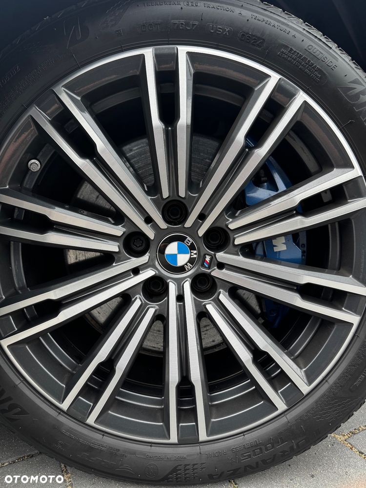 BMW Seria 3 330e xDrive M Sport - 38