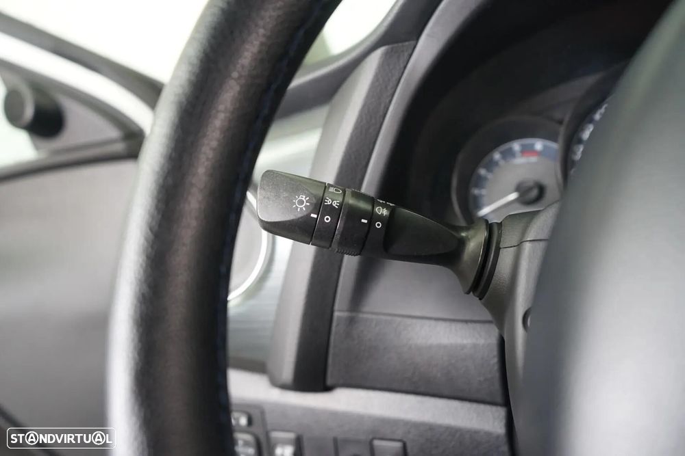 Toyota Auris 1.4 D-4D Comfort - 19