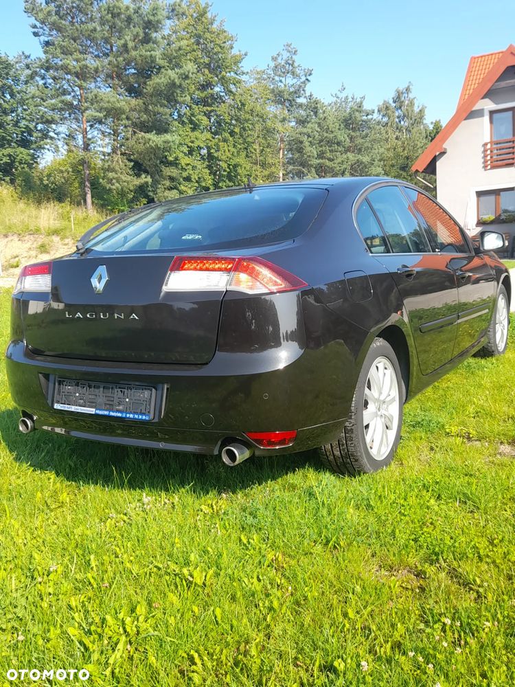 Renault Laguna dCi 150 FAP Start-Stop GT - 13
