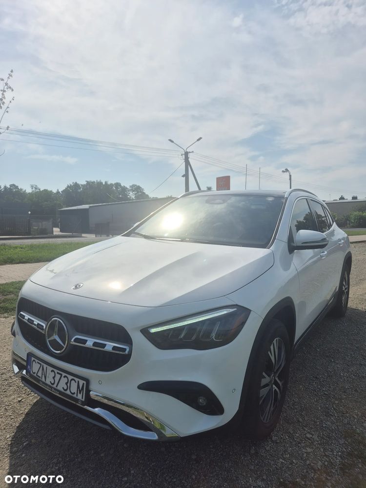 Mercedes-Benz GLA 250 4Matic 8G-DCT Style - 2