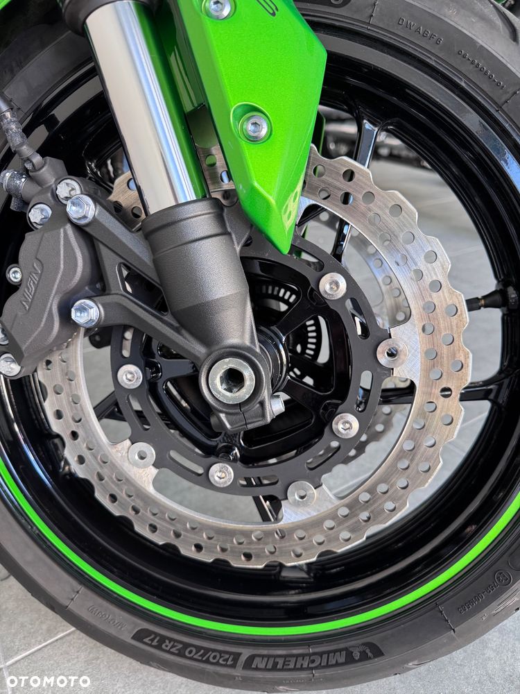 Kawasaki Z 900 - 10