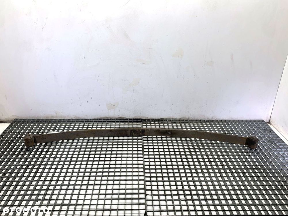 RESOR PRAWY TYŁ  VW CADDY III Nadwozie pełne/minivan (2KA, 2KH, 2CA, 2CH) 2004 - 2015 1.6 TDI 75 - 2