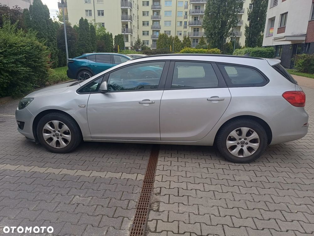 Opel Astra 1.6 CDTI Enjoy S&S - 4