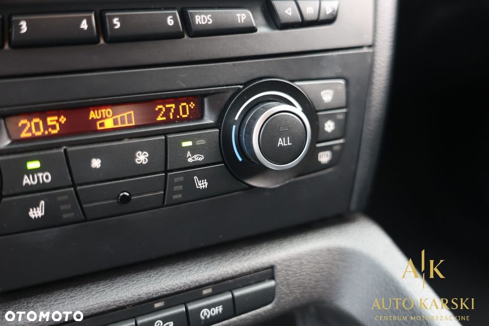 BMW X1 xDrive18d Sport Line - 28