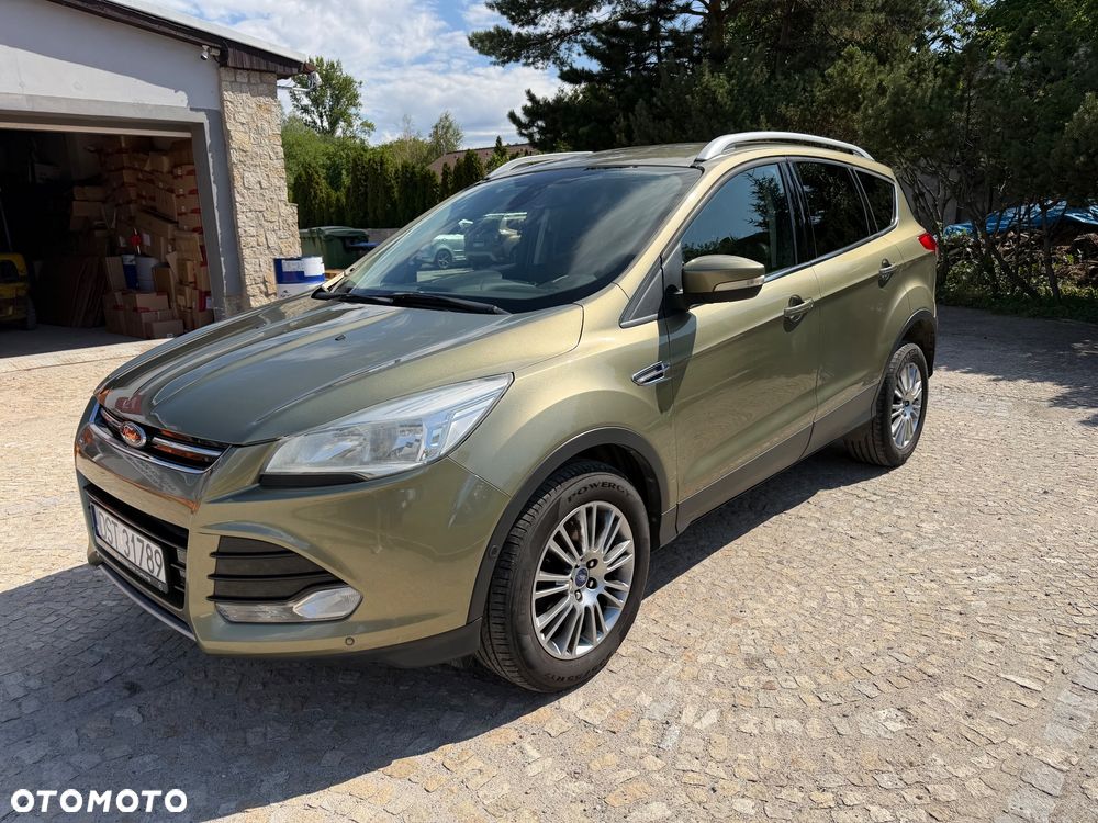 Ford Kuga 2.0 TDCi 2x4 Titanium - 2