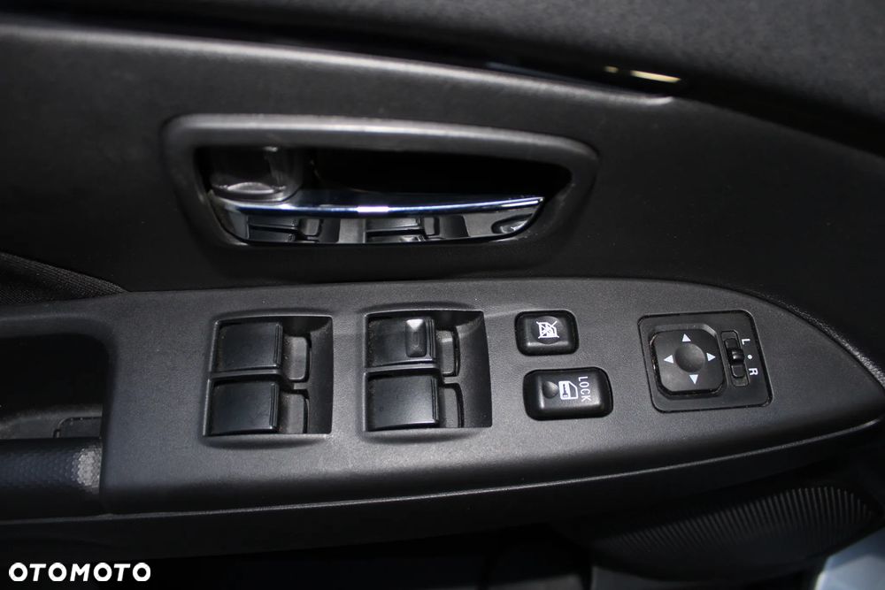 Mitsubishi ASX 1.6 Inform - 20