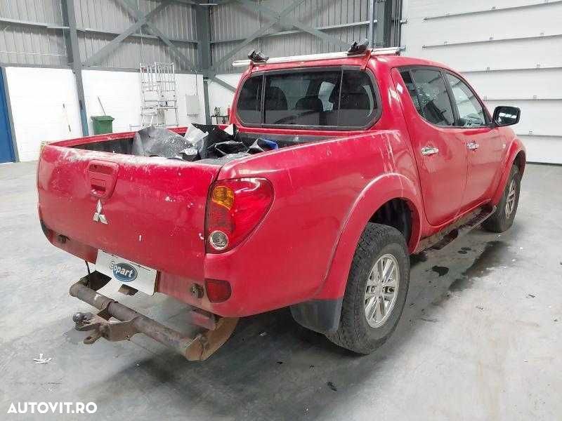 Dezmembrez Mitsubishi L200 2.5 Diesel 2014 - 4