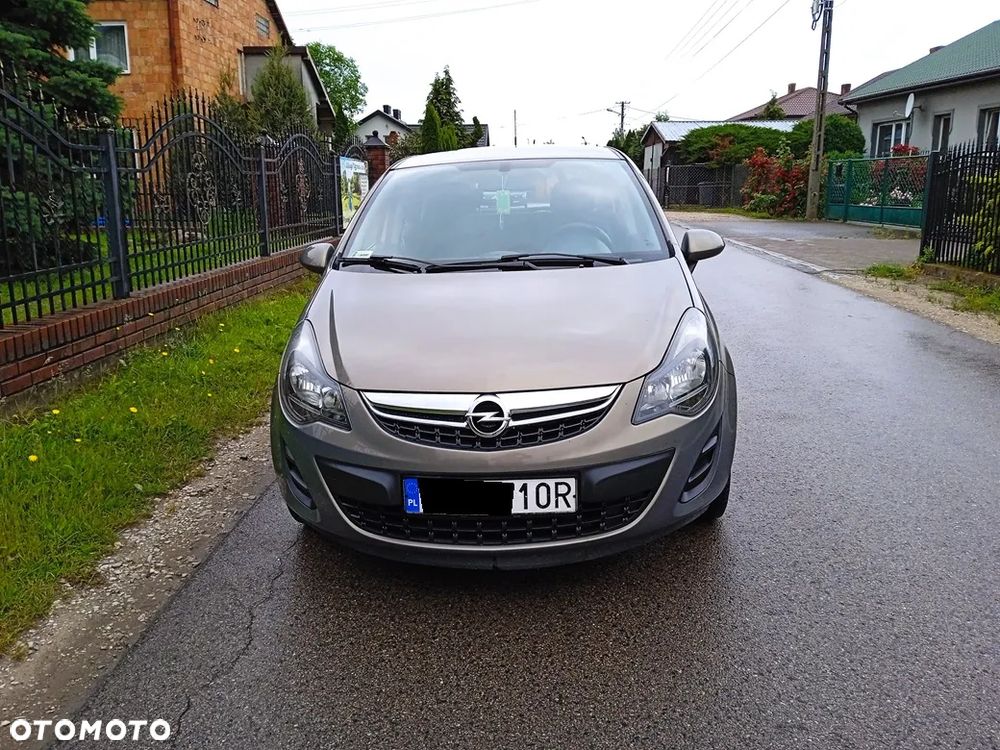 Opel Corsa 1.2 16V Cosmo - 4