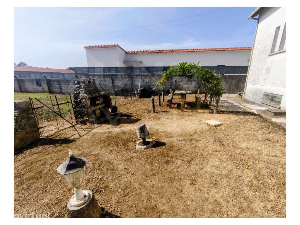 Moradia T3 para venda em Valença - Grande imagem: 2/13