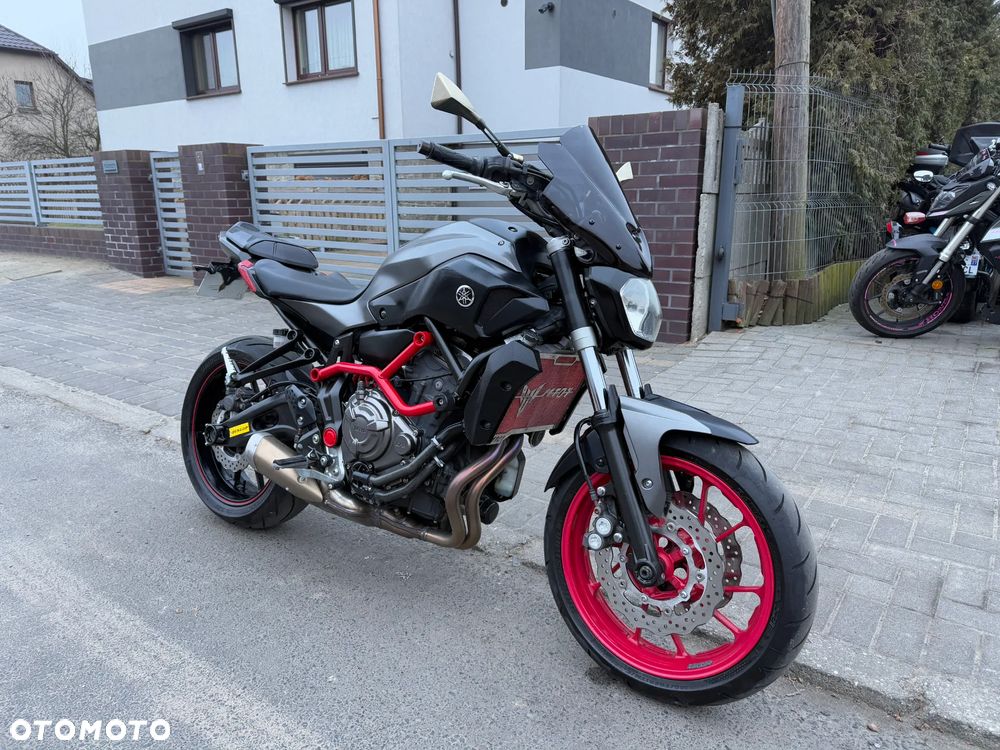 Yamaha MT - 1
